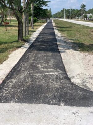 How to Maintain Your Asphalt Driveway or Parking Lot in the Hot Florida Summer
